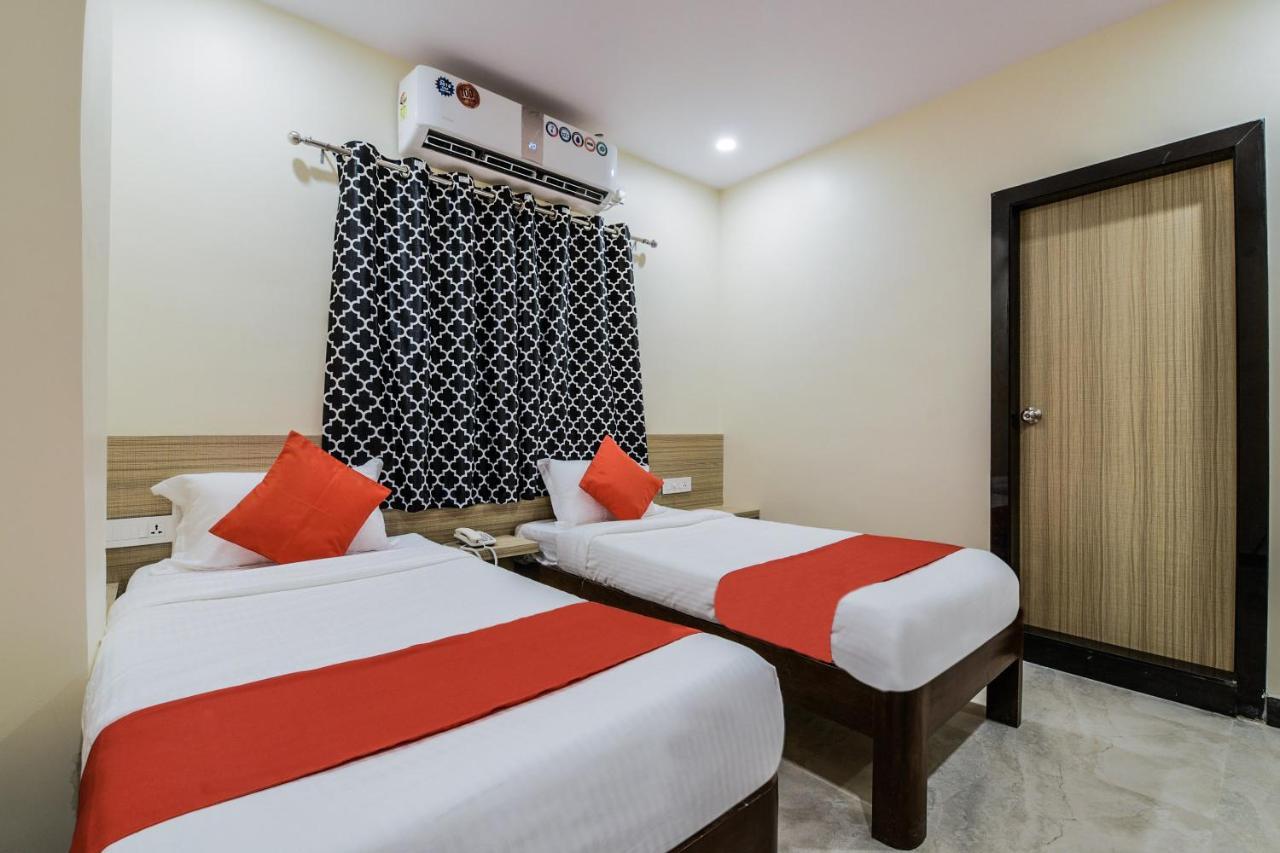 The Elite Inn Visakhapatnam Exterior photo